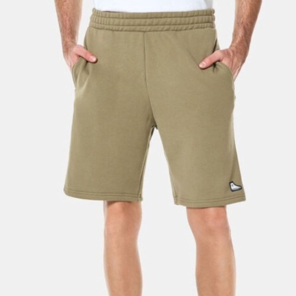 NWT‎ Converse Chuck Taylor Shorts Sneaker Patch Mossy Green Terry Jogger S